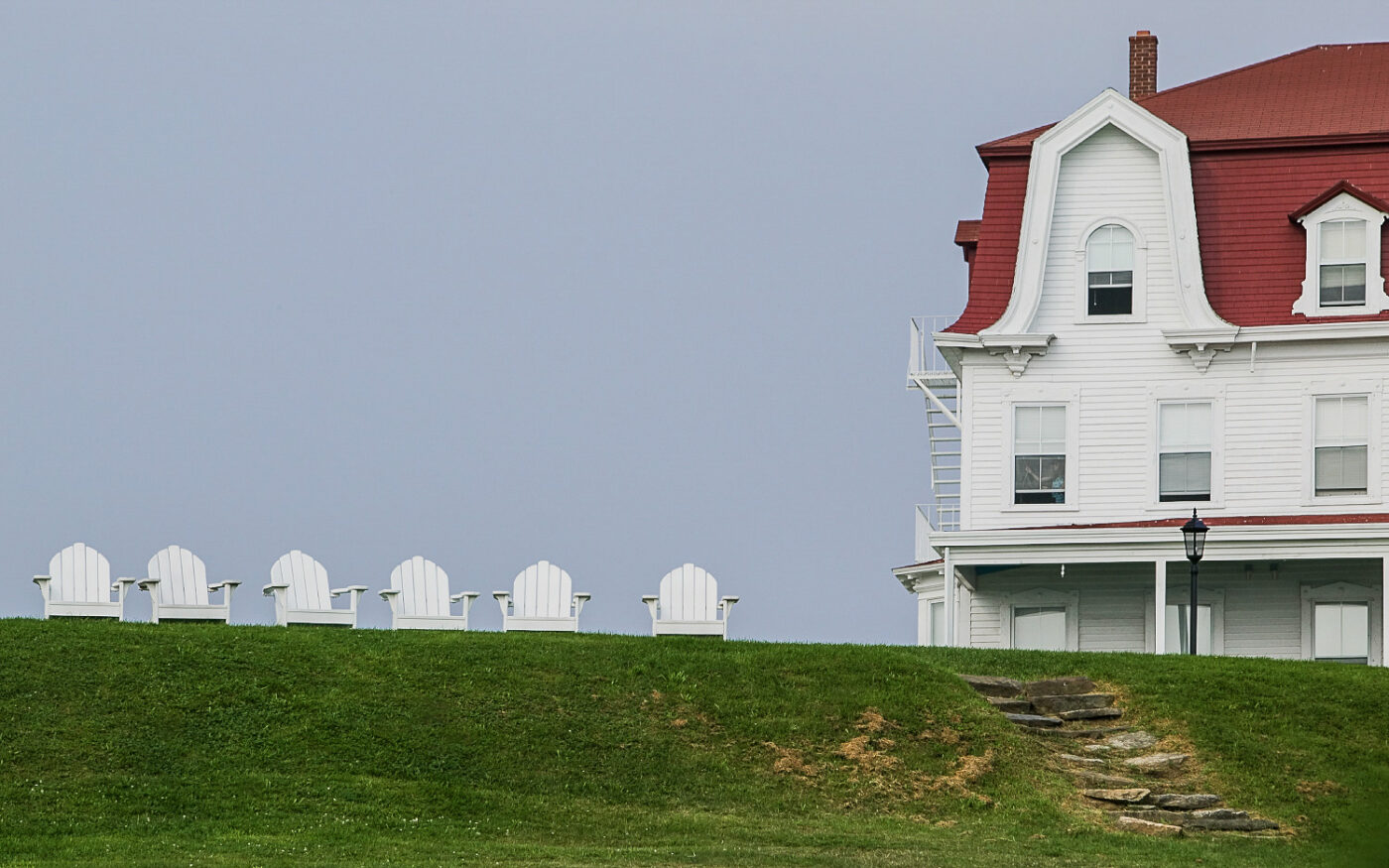 Coastal-Elegance-Meets-Simplicity