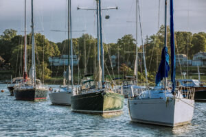 Pequot Yacht Club
