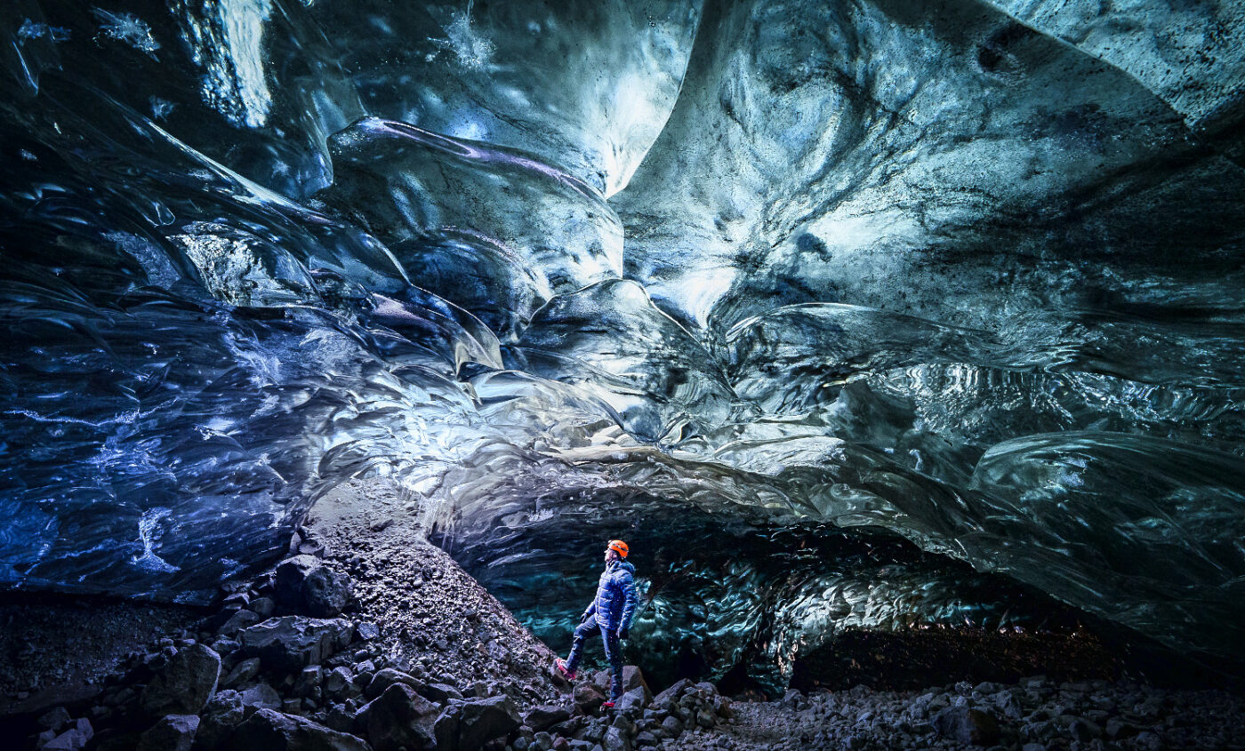 Glacier-Ice-Cathedral